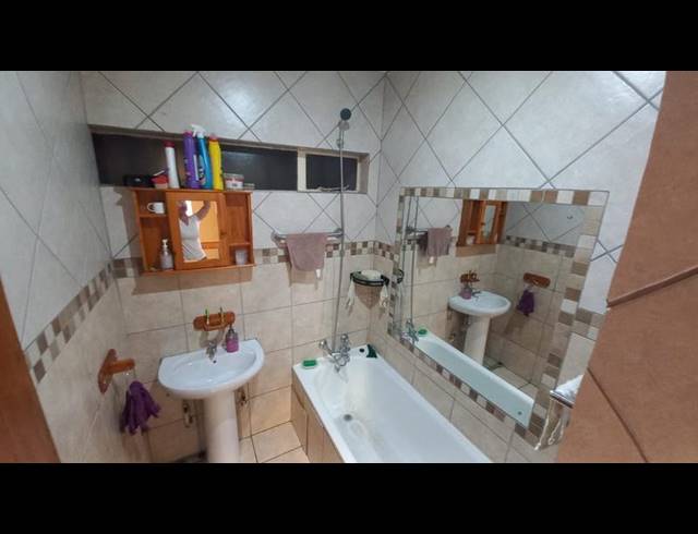 3 BEDROOM PROPERTY TO RENT IN PRETORIA GARDENS